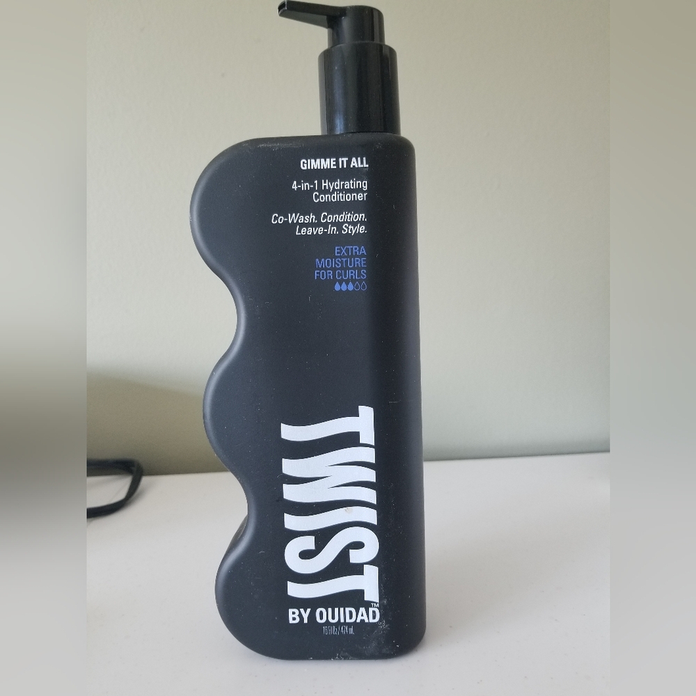 Twist By Ouidad 4-in-1 Hydrating Conditioner